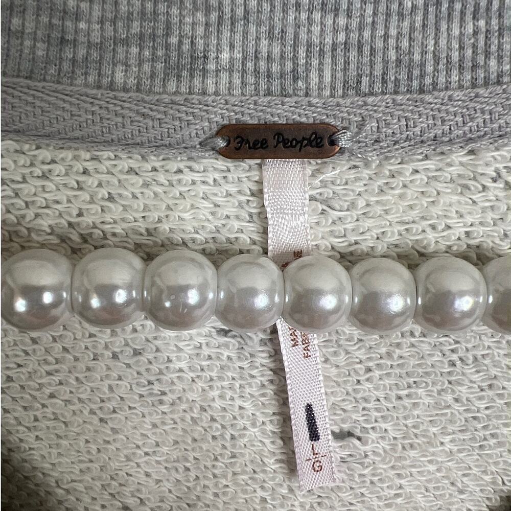 Free People Cropped Gray Sweatshirt with Bead and Lace Applica Size Large - Picture 4 of 7